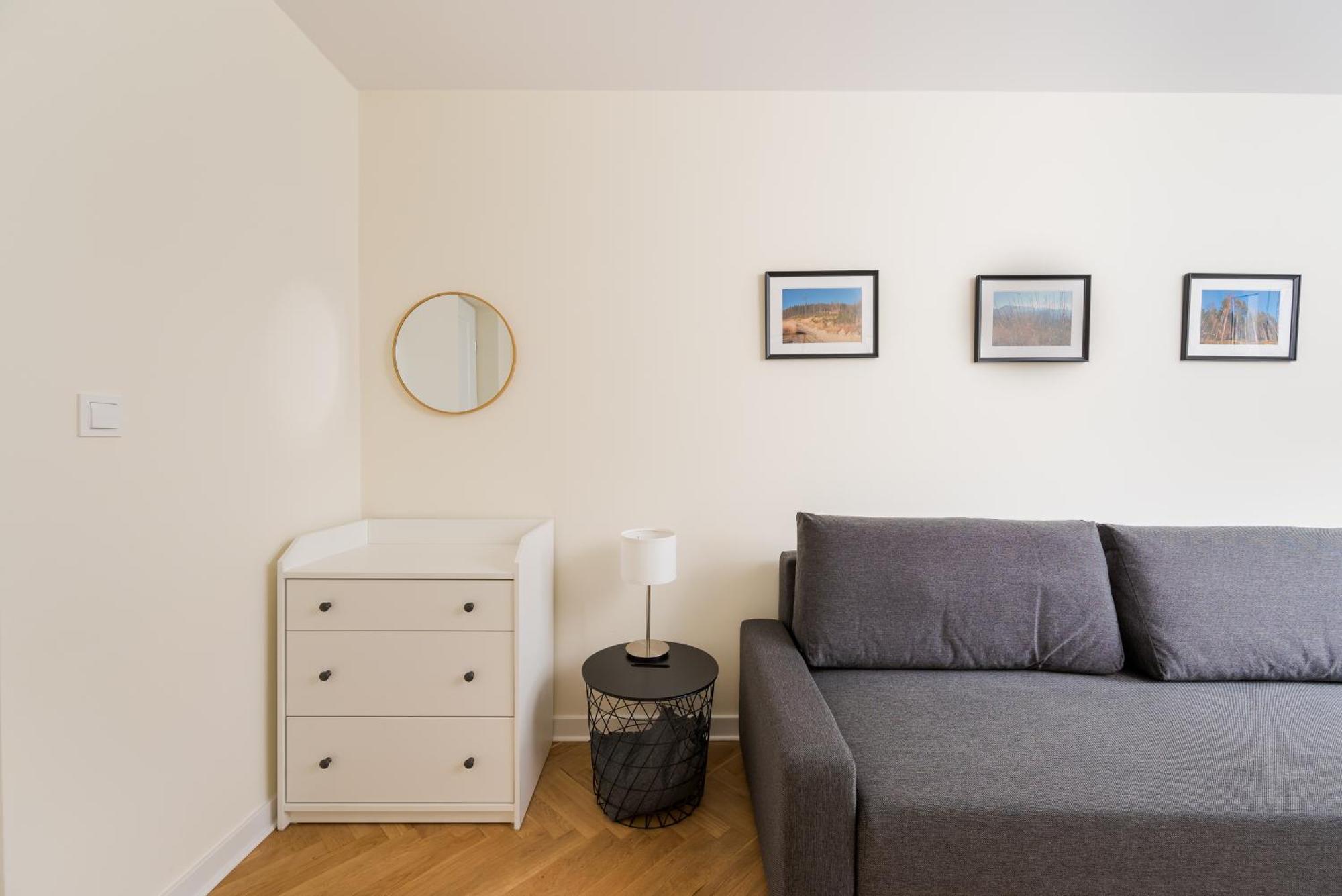 Powisle Spacious Apartment *